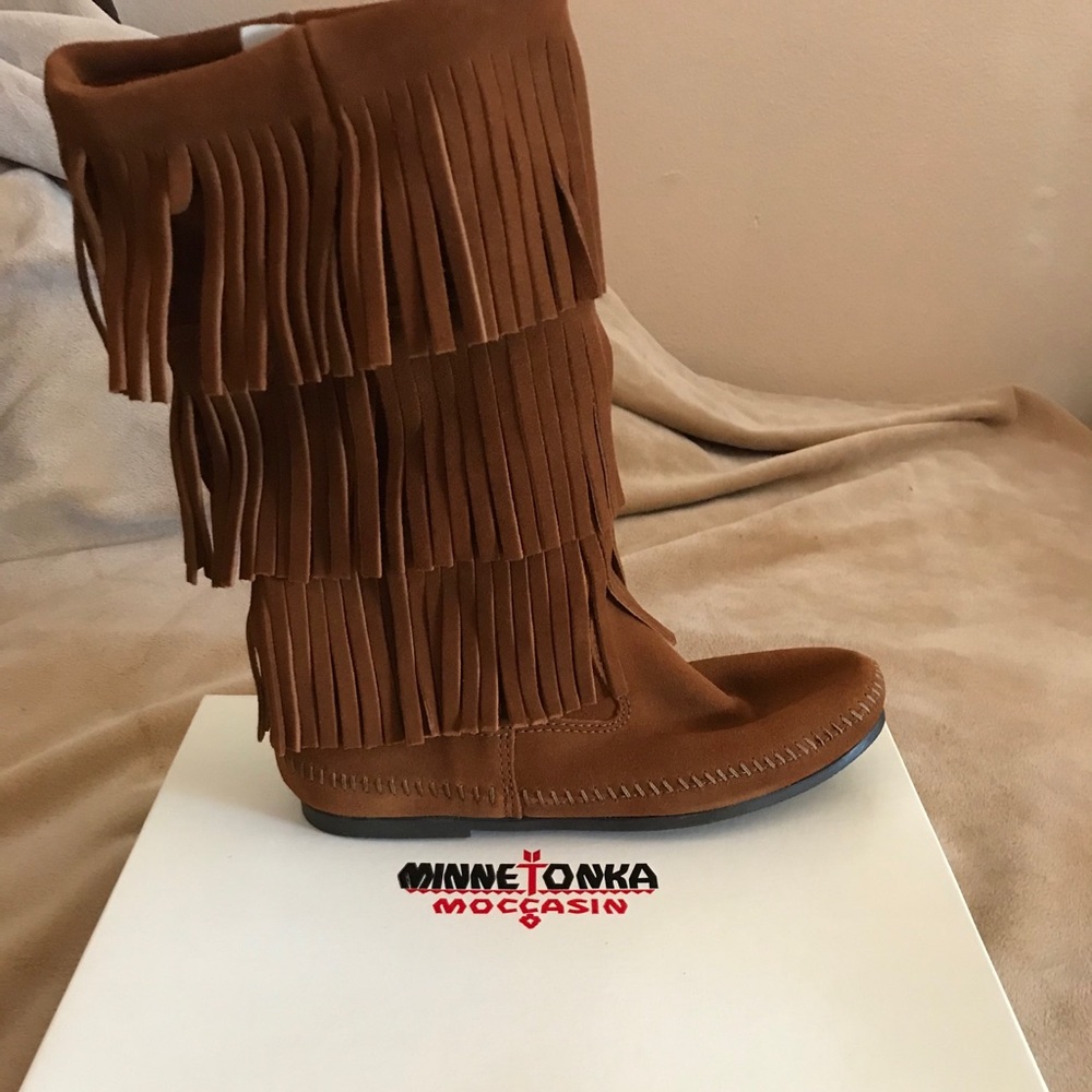 Minnetonka 3 layer fringe boot.